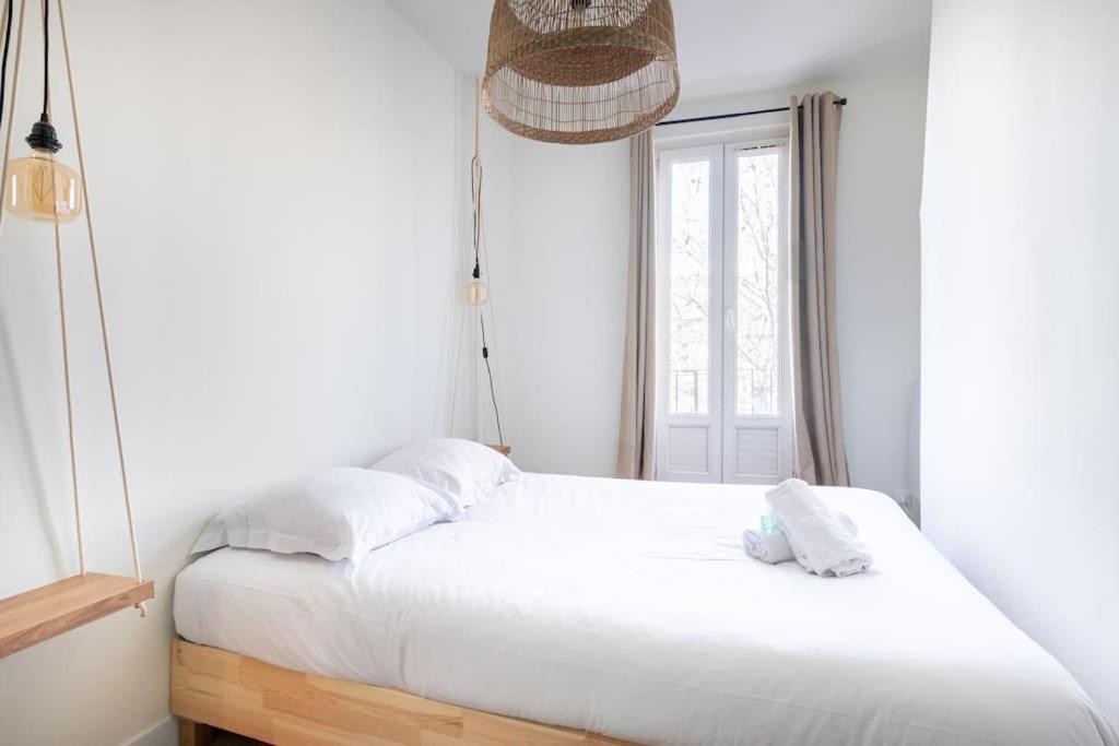 T2 * Place Du 4 Septembre Apartment *